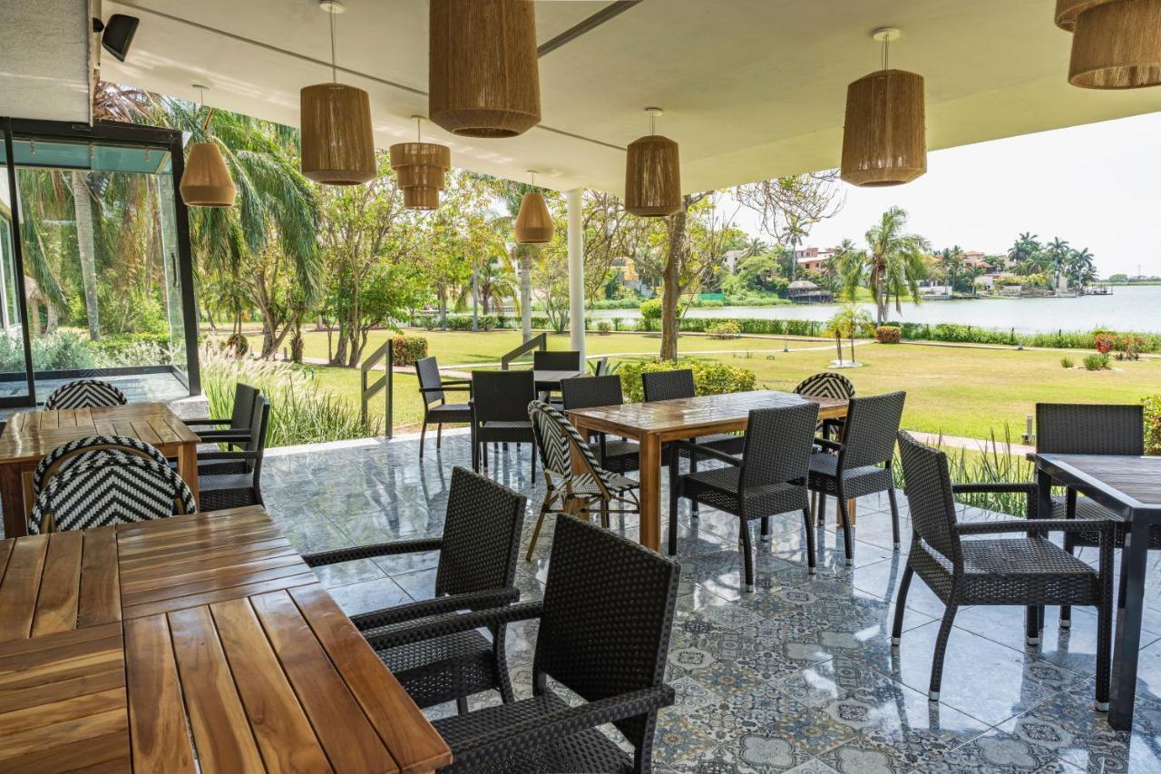 Fiesta Inn Tampico Exterior photo