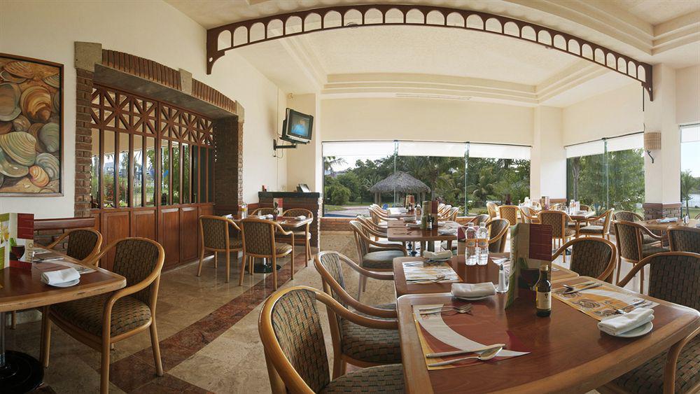 Fiesta Inn Tampico Exterior photo